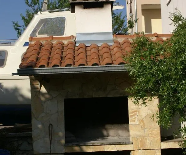 Apartment With Parking Space Brodarica, Sibenik - 4239 Brodarica (Sibenik-Knin)