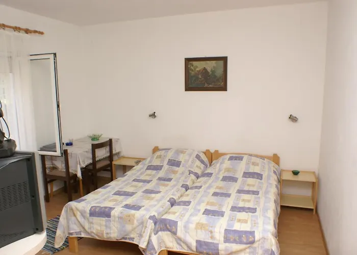 With Parking Space Brodarica, Sibenik - 4239 * Brodarica (Sibenik-Knin)