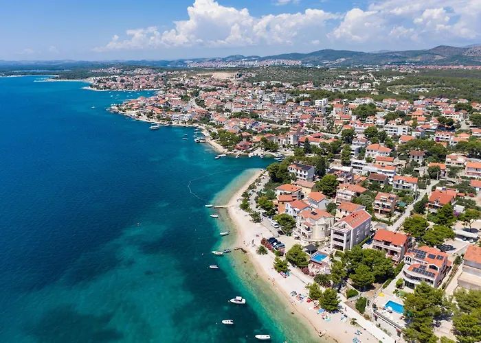 With Parking Space Brodarica, Sibenik - 4239 * Brodarica (Sibenik-Knin)