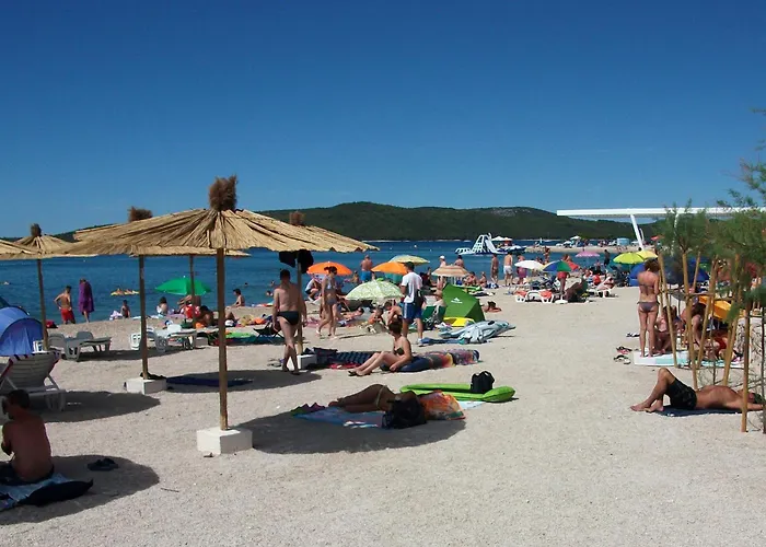 Apartament With Parking Space Brodarica, Sibenik - 4239 Brodarica (Sibenik-Knin)